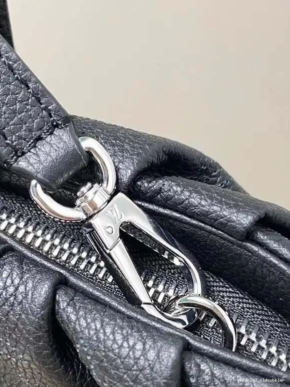 Official oldcobbler VUITTON SCALA LOUIS POUCH MINI 0701